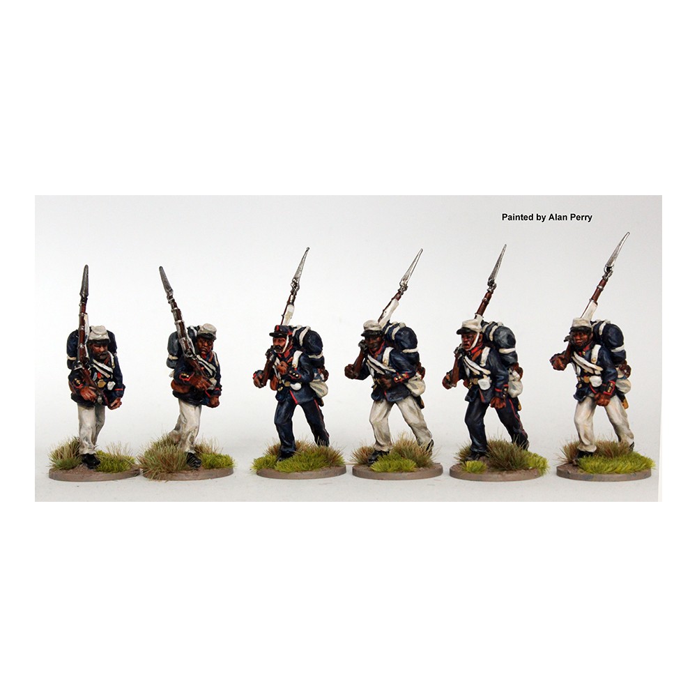 Brazilian Fusiliers advancing, shouldered arms (full pack)