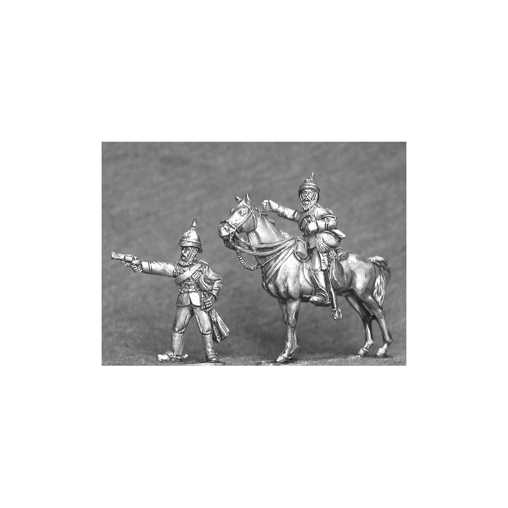 Auxiliary Cavalry officer mounted and dismounted. Suitable for mixed cavalry units.