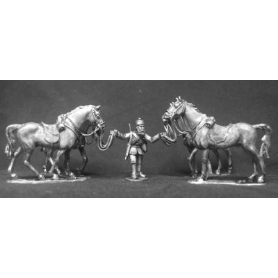 Auxiliary cavalry horse holder 2 (with 4 horses).