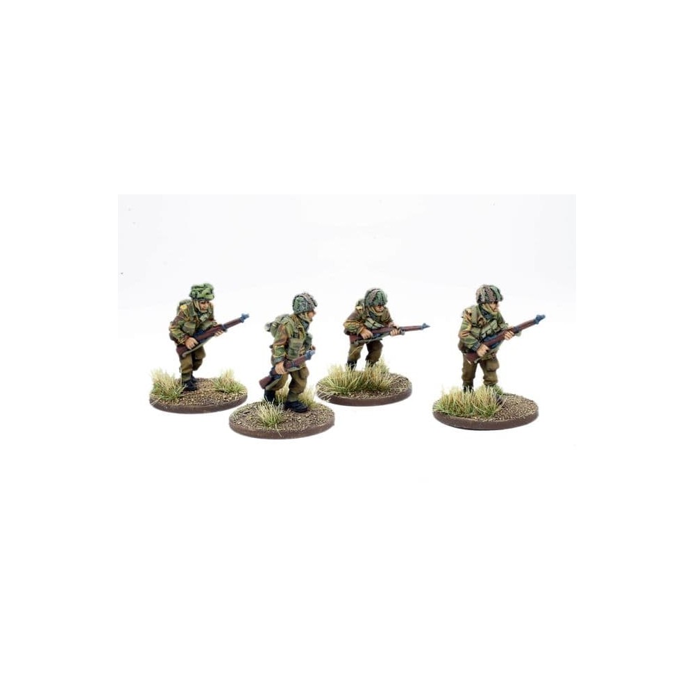 British Airborne advancing Fusil