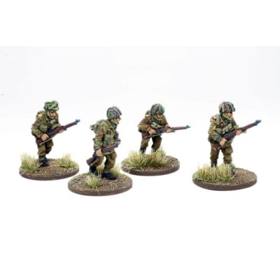 British Airborne advancing Fusil