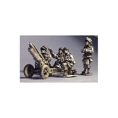 US Airborne 75mm Howitzer and Crew