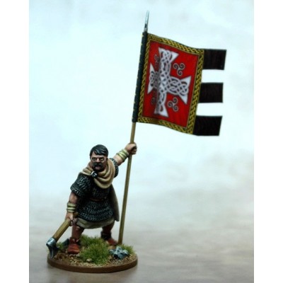 Welsh Warbanner & Bearer